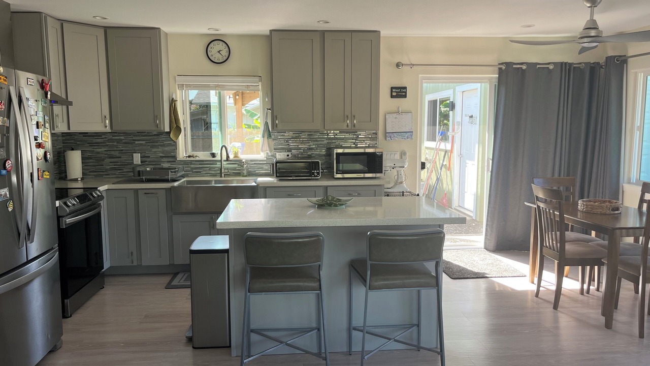 Photo of Kitchen in Makaha