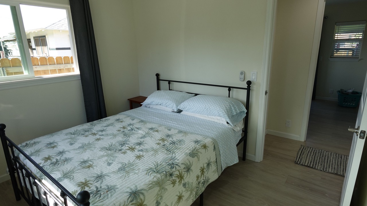 Photo of Bedroom in Makaha