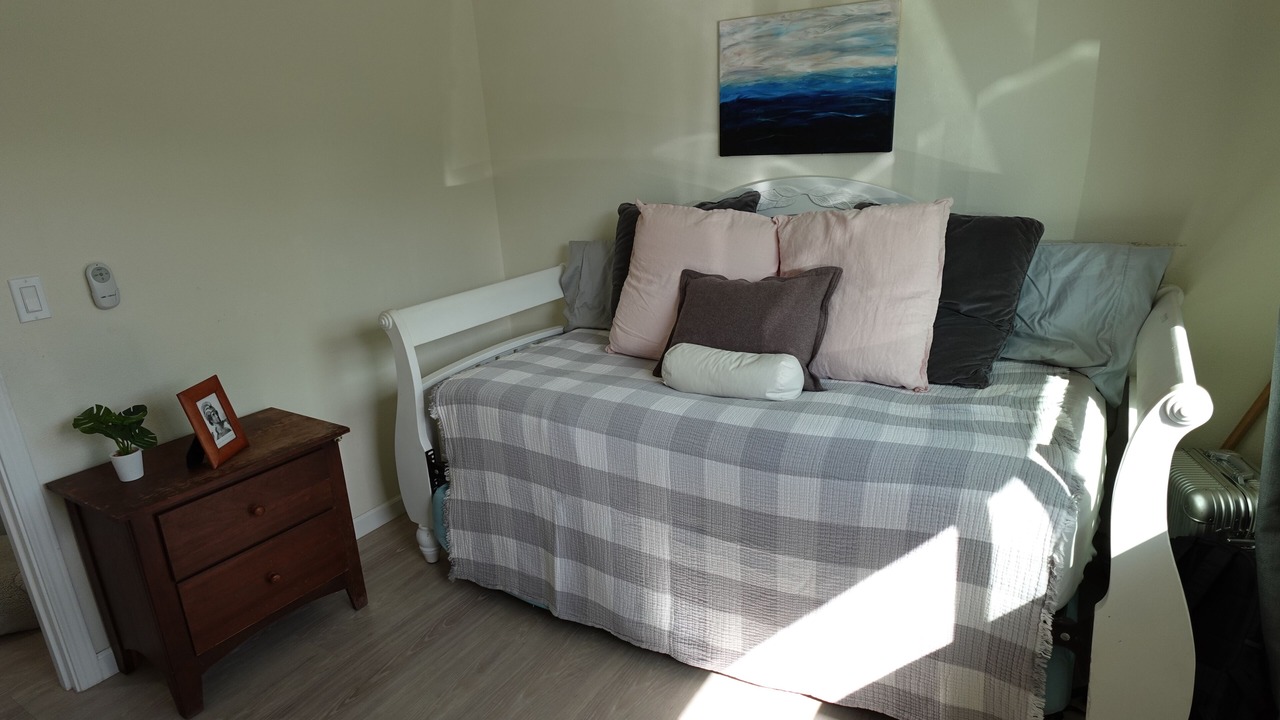 Photo of Bedroom in Makaha