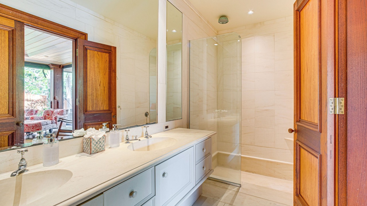 Photo of Bathroom in Keauhou