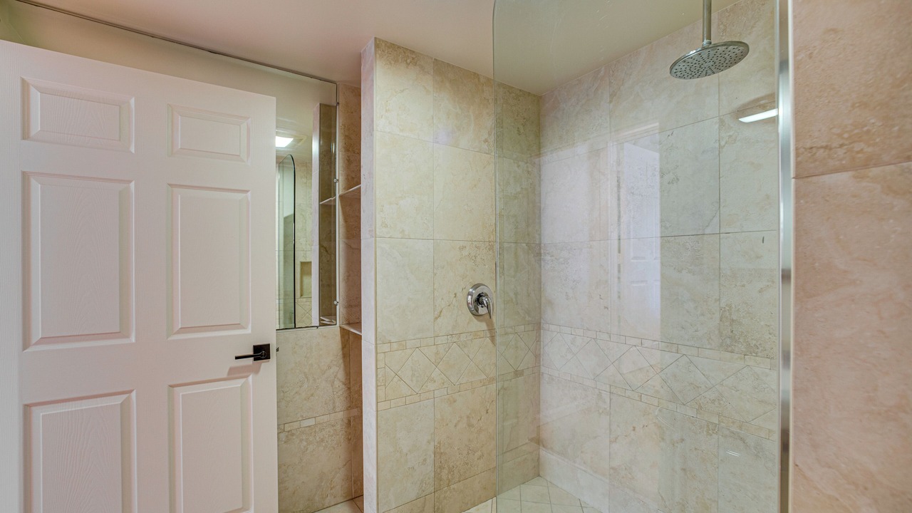 Photo of Bathroom in Keauhou