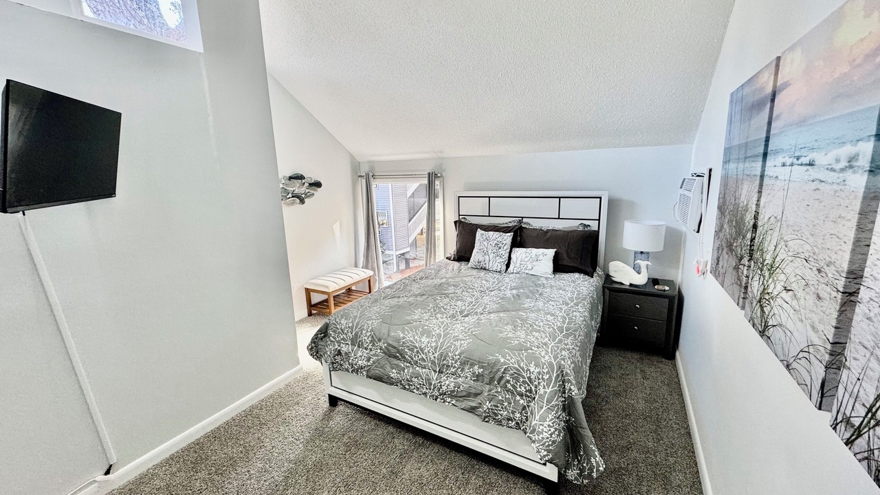 Photo of Bedroom in Ocean Ridge