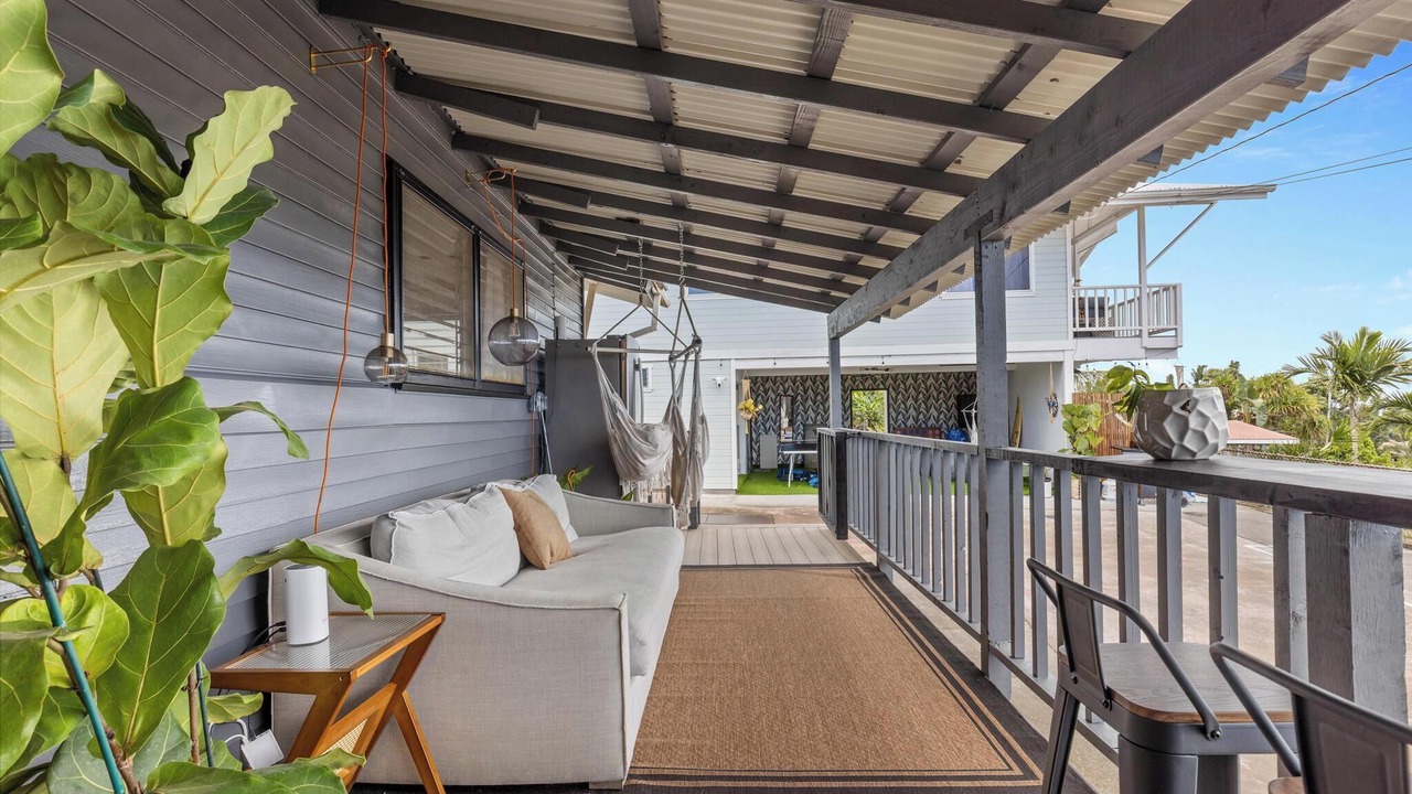 Photo of Patio Balcony in Kalaoa