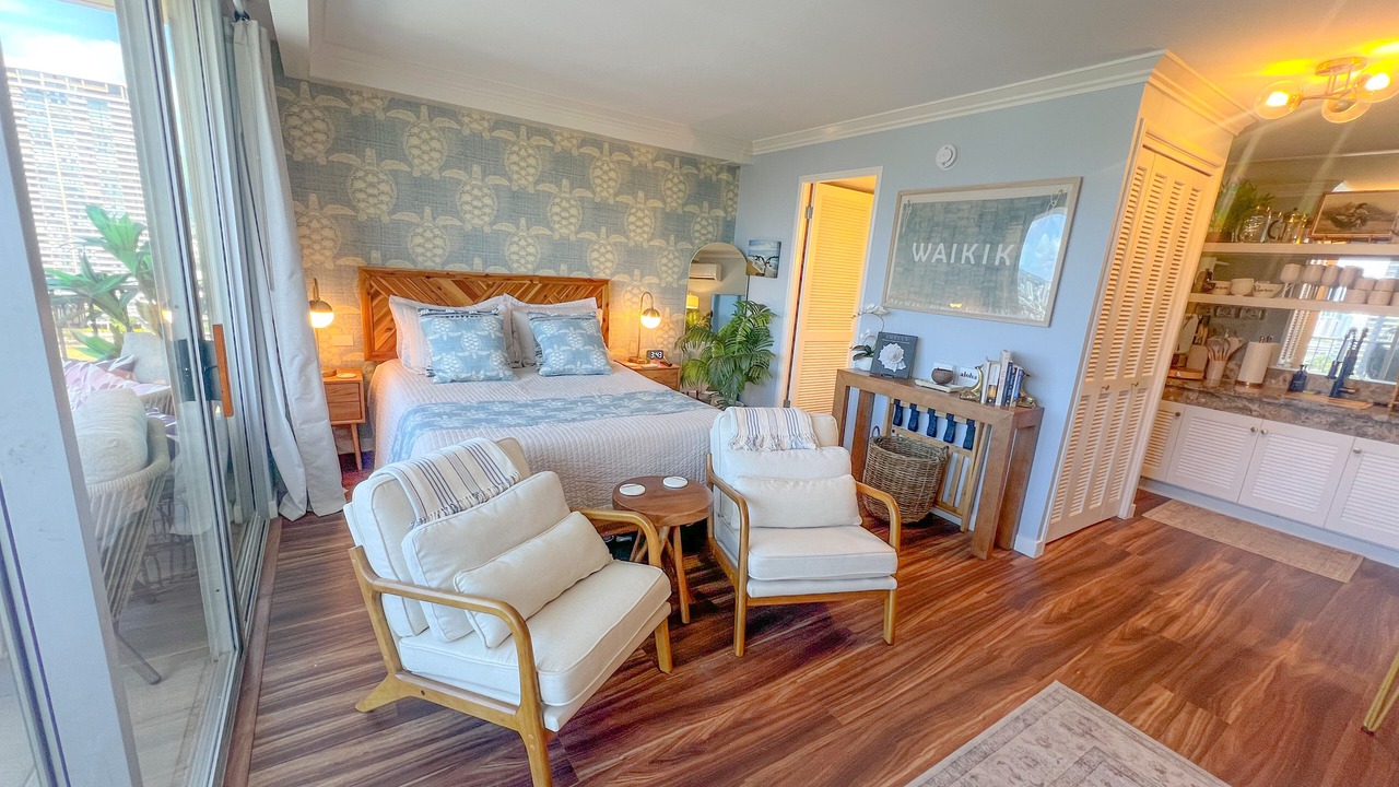 Photo of Bedroom in Waikiki