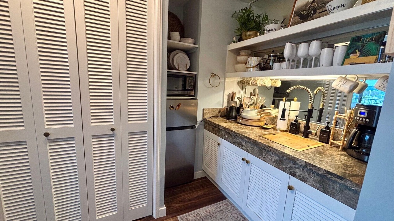 Photo of Kitchen in Waikiki