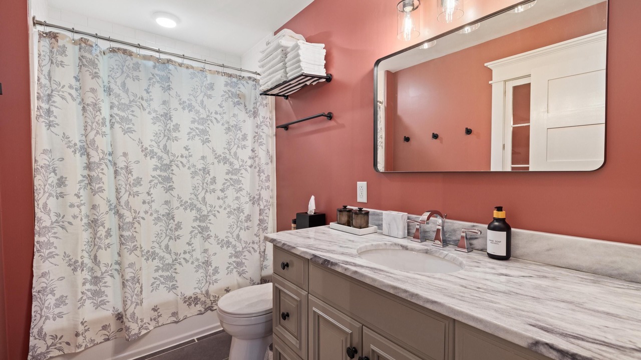 Photo of Bathroom in Cannonborough Elliotborough