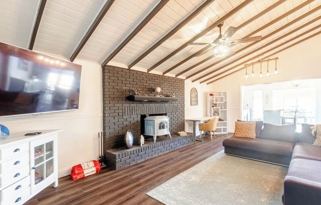 Photo of Livingroom in Leesville