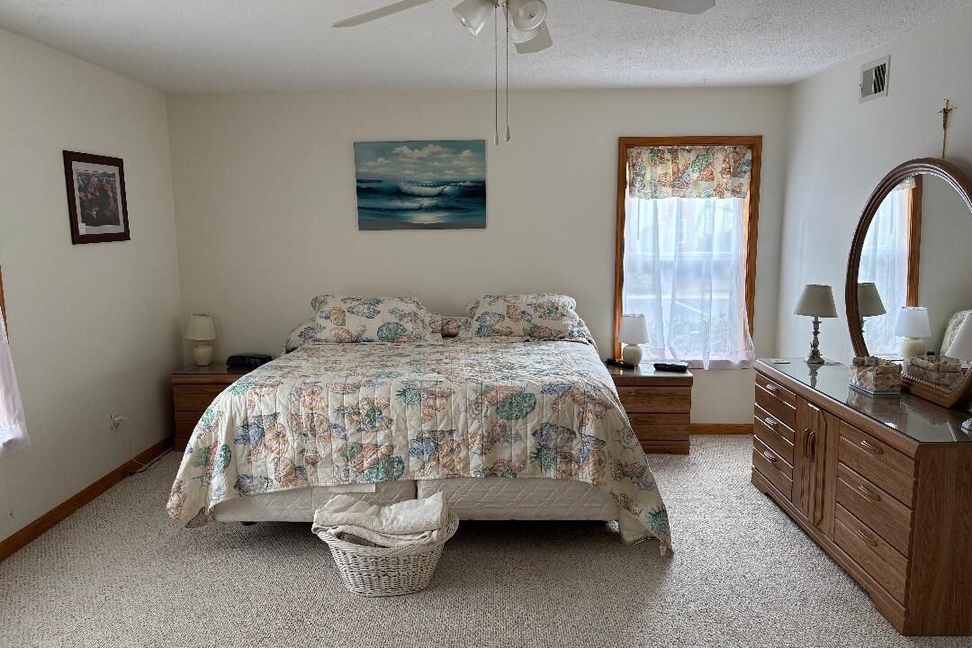 Photo of Bedroom in Colington
