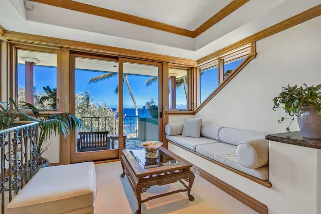 Photo of Livingroom in Kamuela