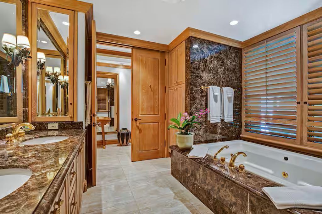 Photo of Bathroom in Kamuela