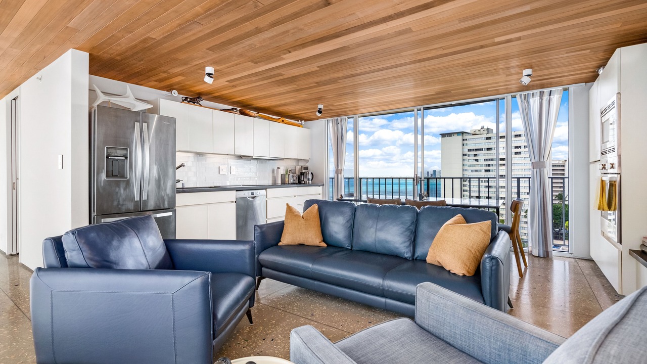 Photo of Livingroom in Diamond Head - Kapahulu - St. Louis