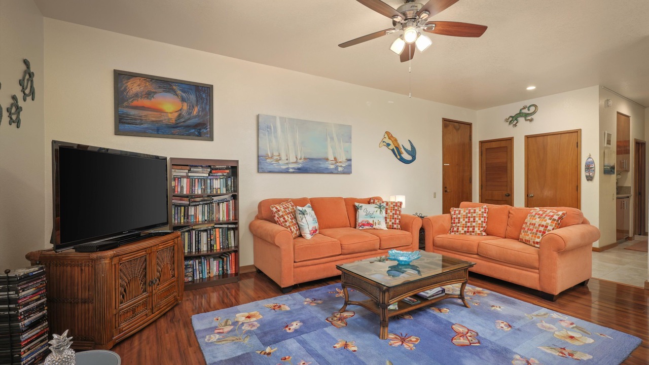 Photo of Livingroom in Waikoloa