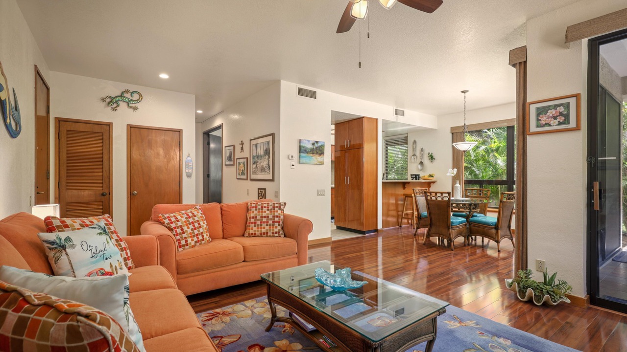 Photo of Livingroom in Waikoloa