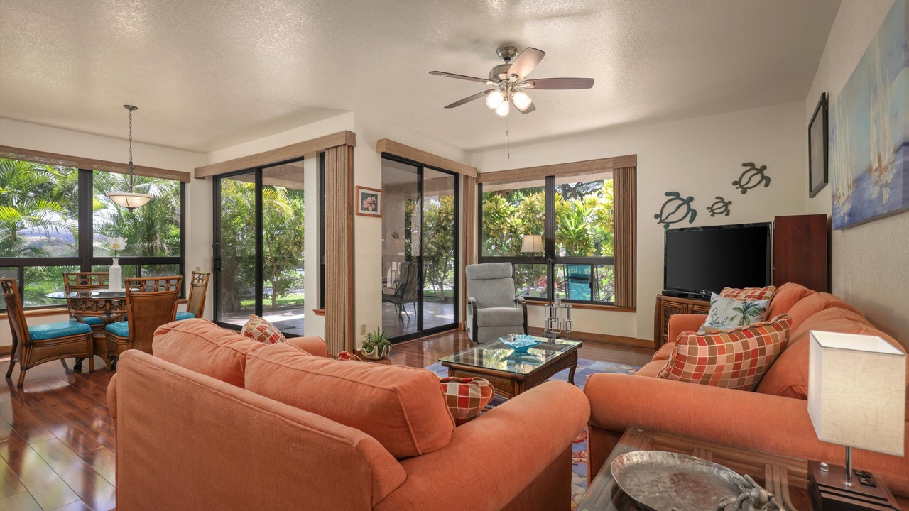 Photo of Livingroom in Waikoloa