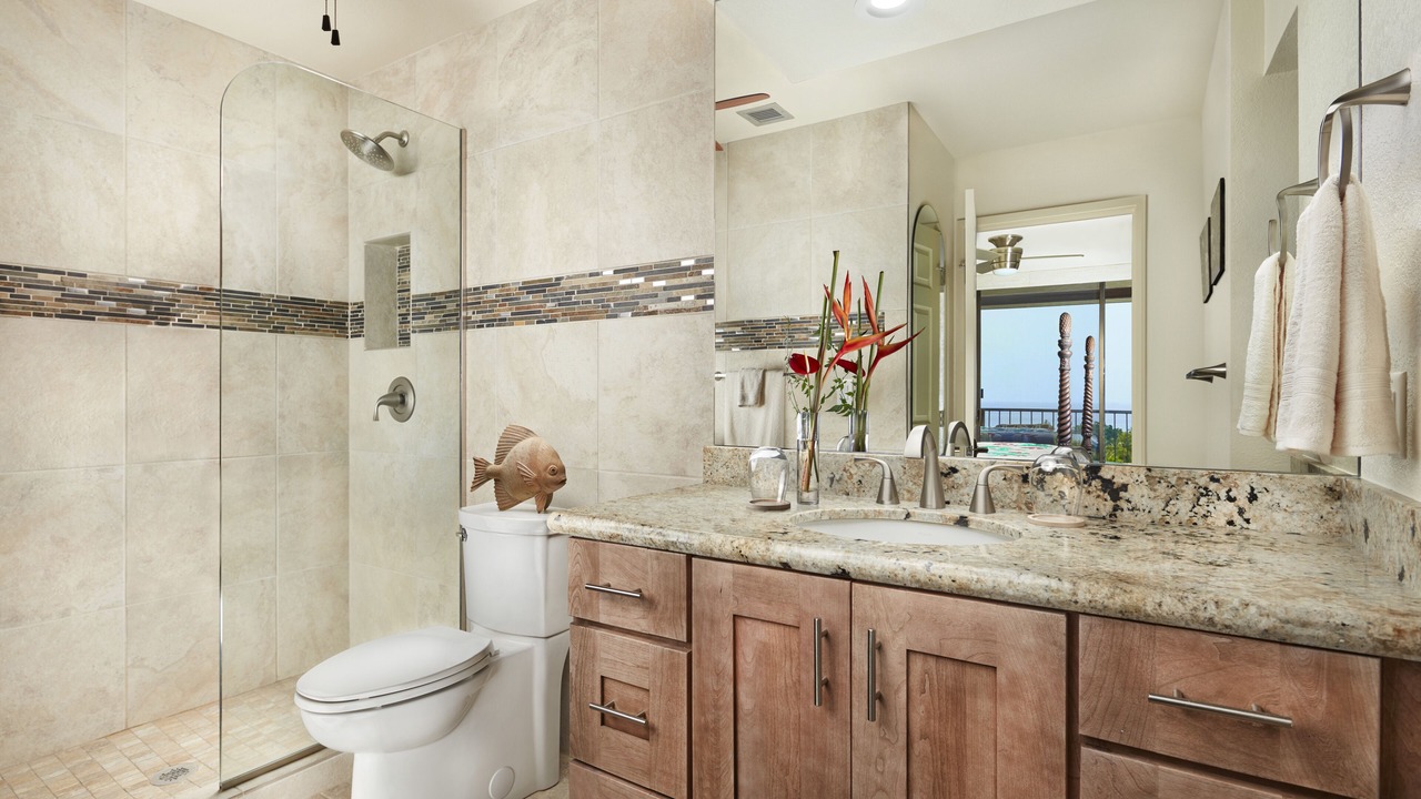 Photo of Bathroom in Keauhou