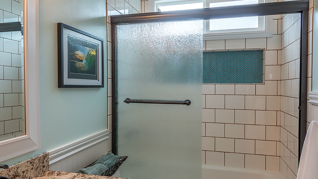 Photo of Bathroom in Kalaoa