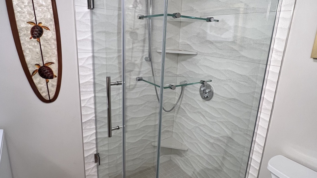 Photo of Bathroom in Historic Kailua Village