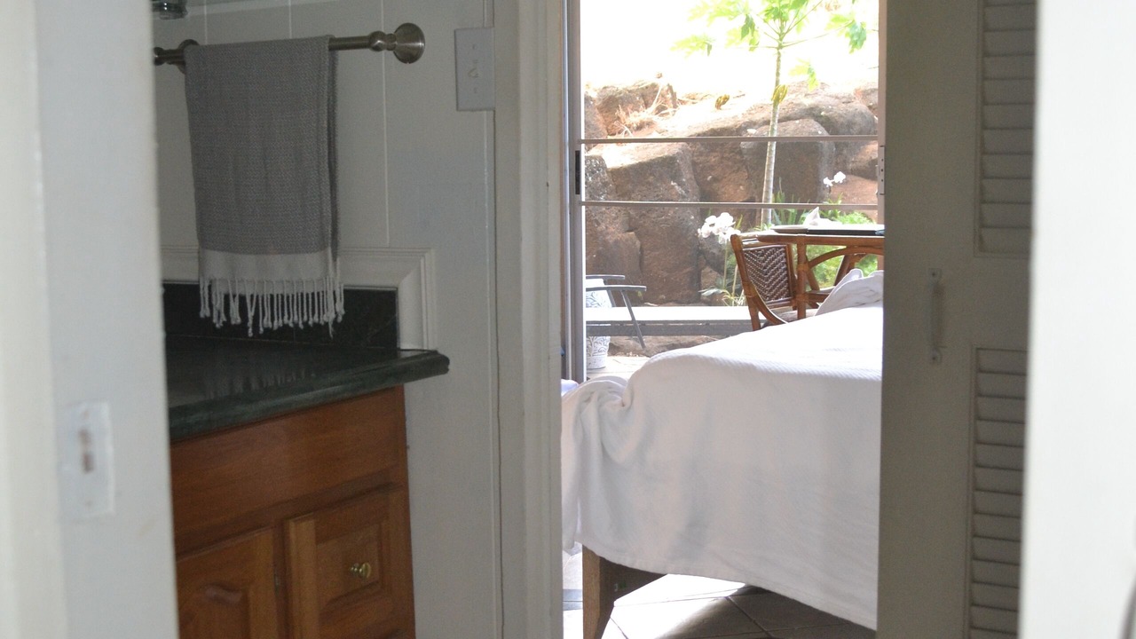 Photo of Bedroom in Poipu