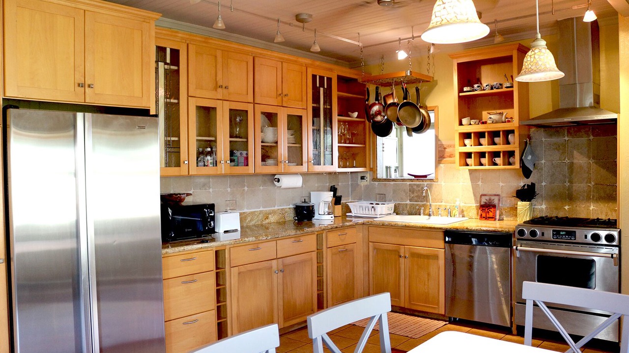 Photo of Bedroom in Lanai City