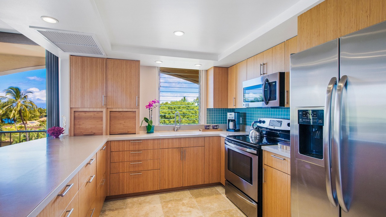 Photo of Kitchen in Kaanapali