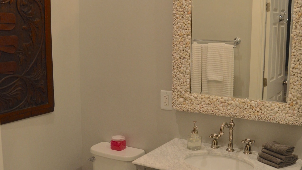 Photo of Bathroom in Downtown Charleston