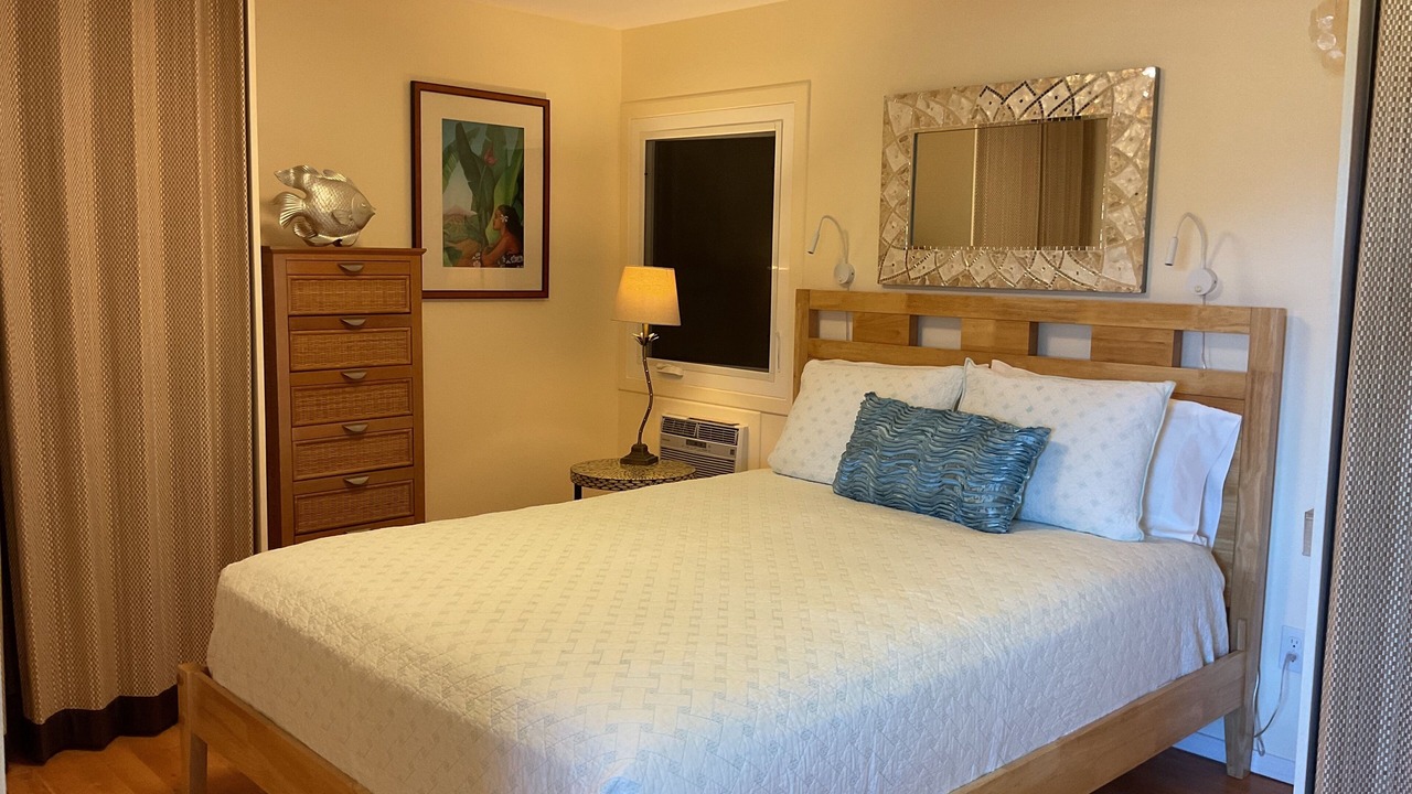 Photo of Bedroom in Hawaii Kai