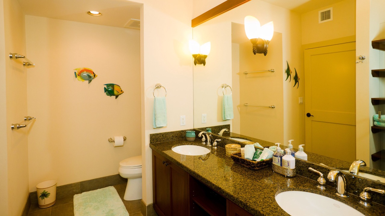 Photo of Bathroom in Waikoloa