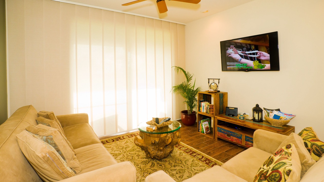 Photo of Livingroom in Waikoloa