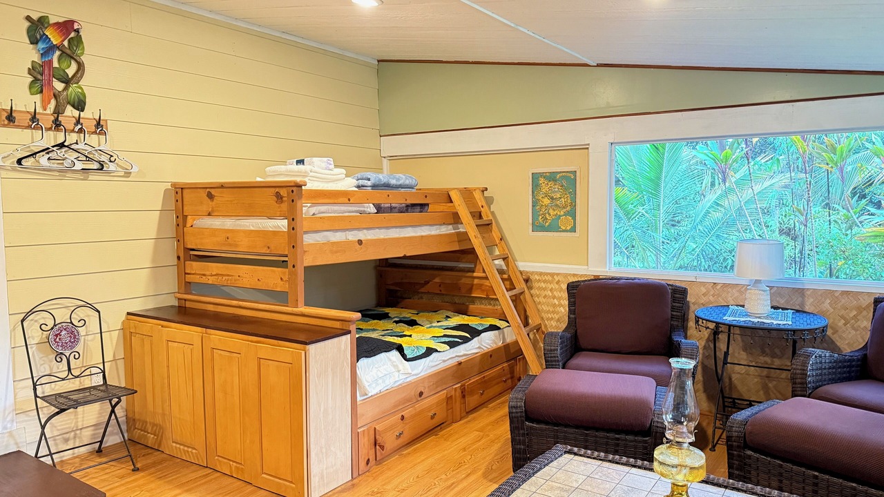Photo of Bedroom in Pahoa