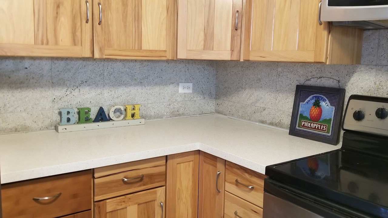 Photo of Kitchen in Kahaluu Bay