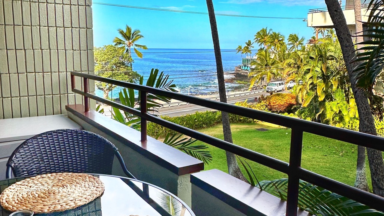 Photo of Outdoor in Kahaluu Bay