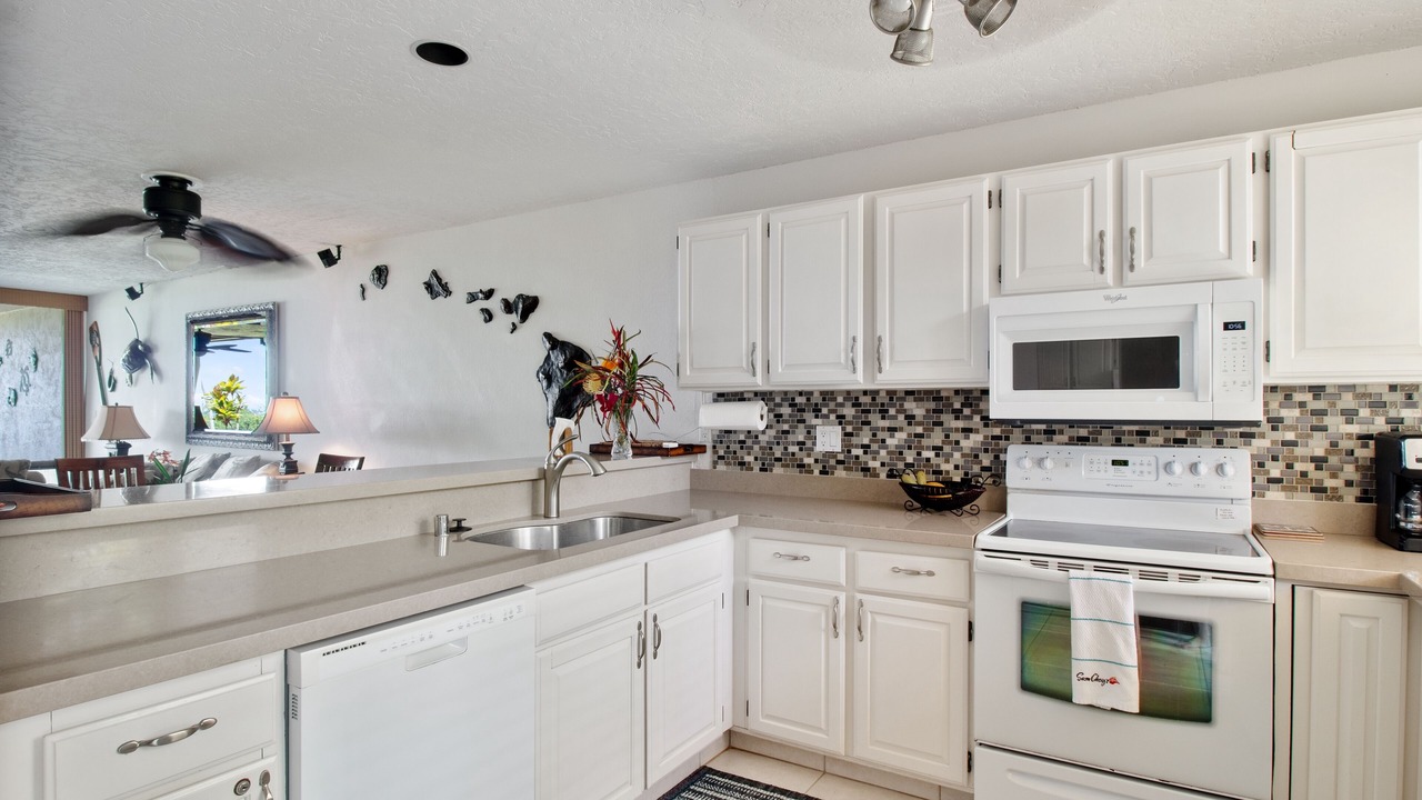 Photo of Kitchen in Keauhou