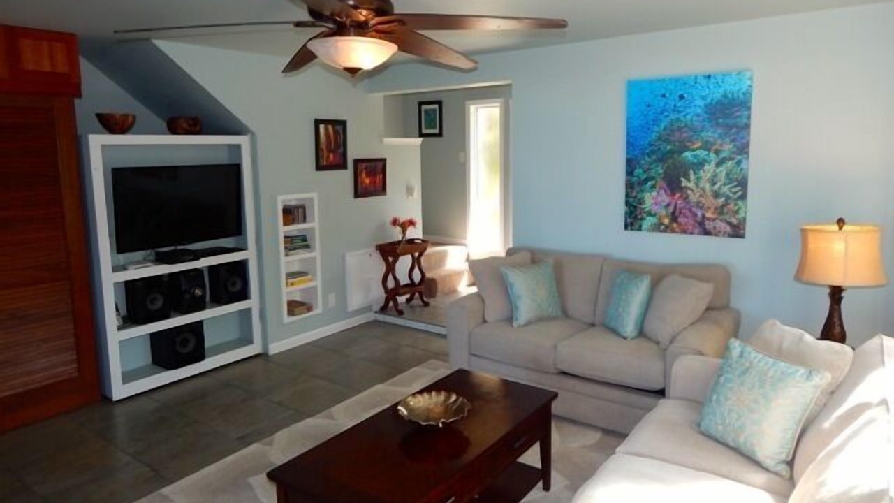 Photo of Bedroom in Kahaluu Bay