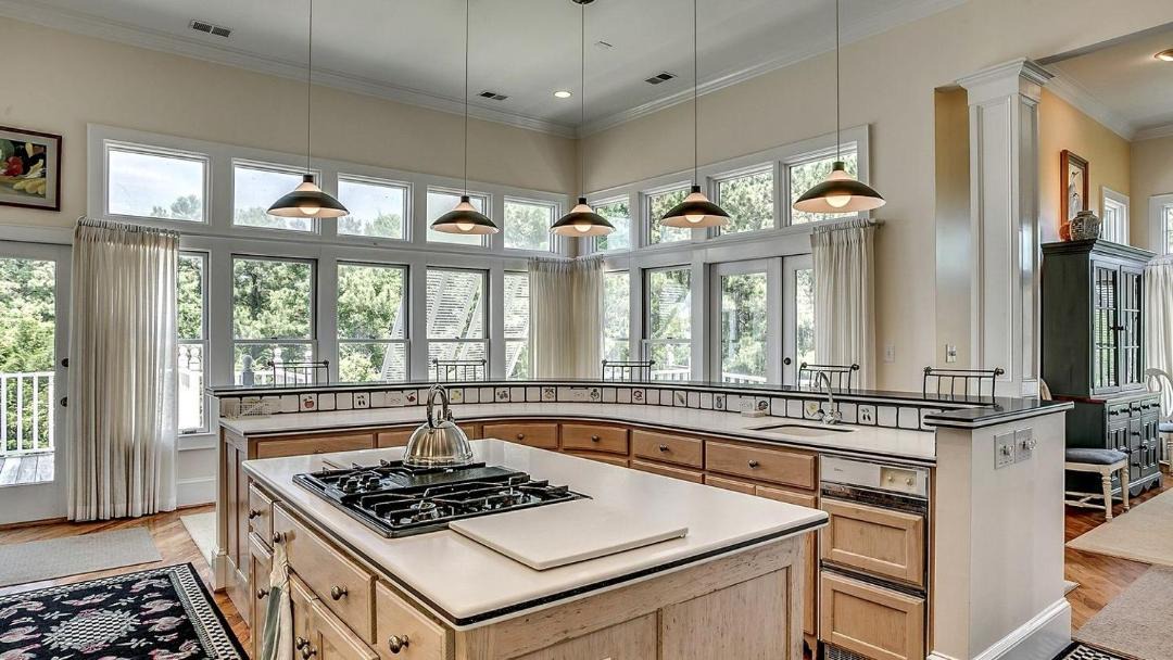Photo of Kitchen in Debordieu Colony