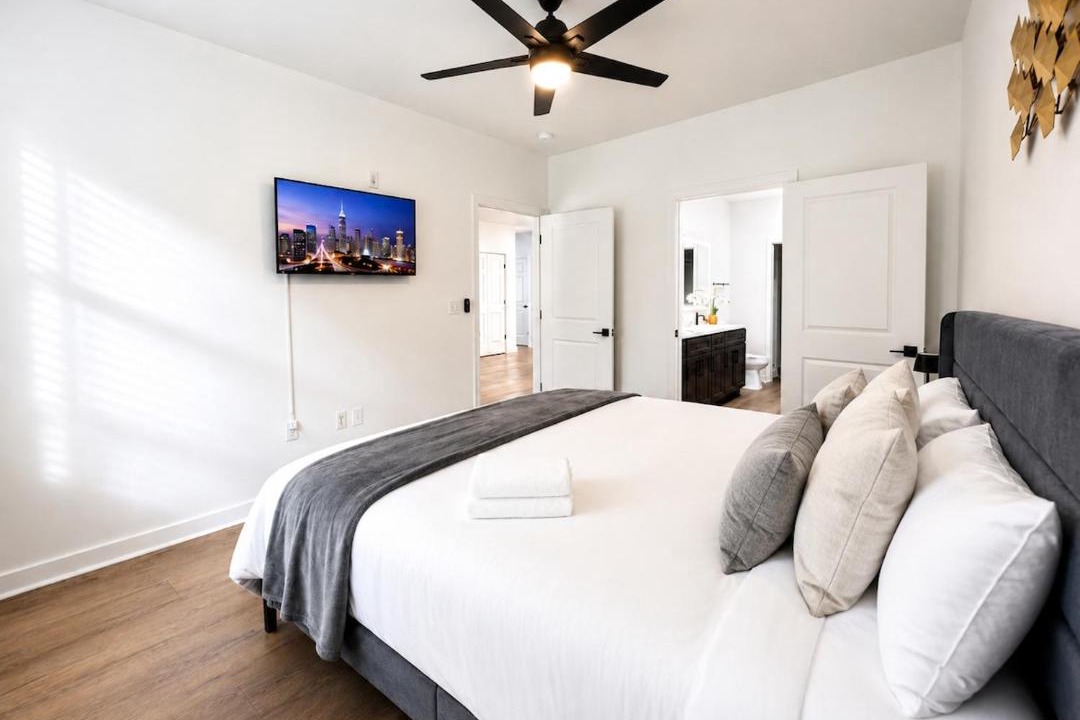 Photo of Bedroom in Cherry