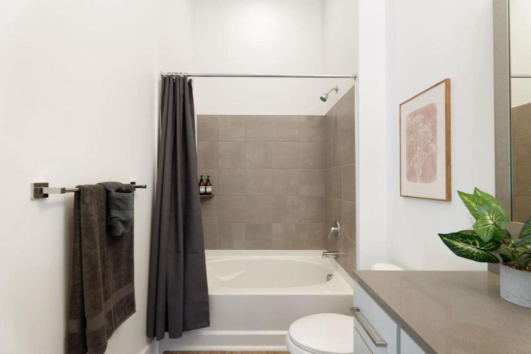 Photo of Bathroom in Second Ward