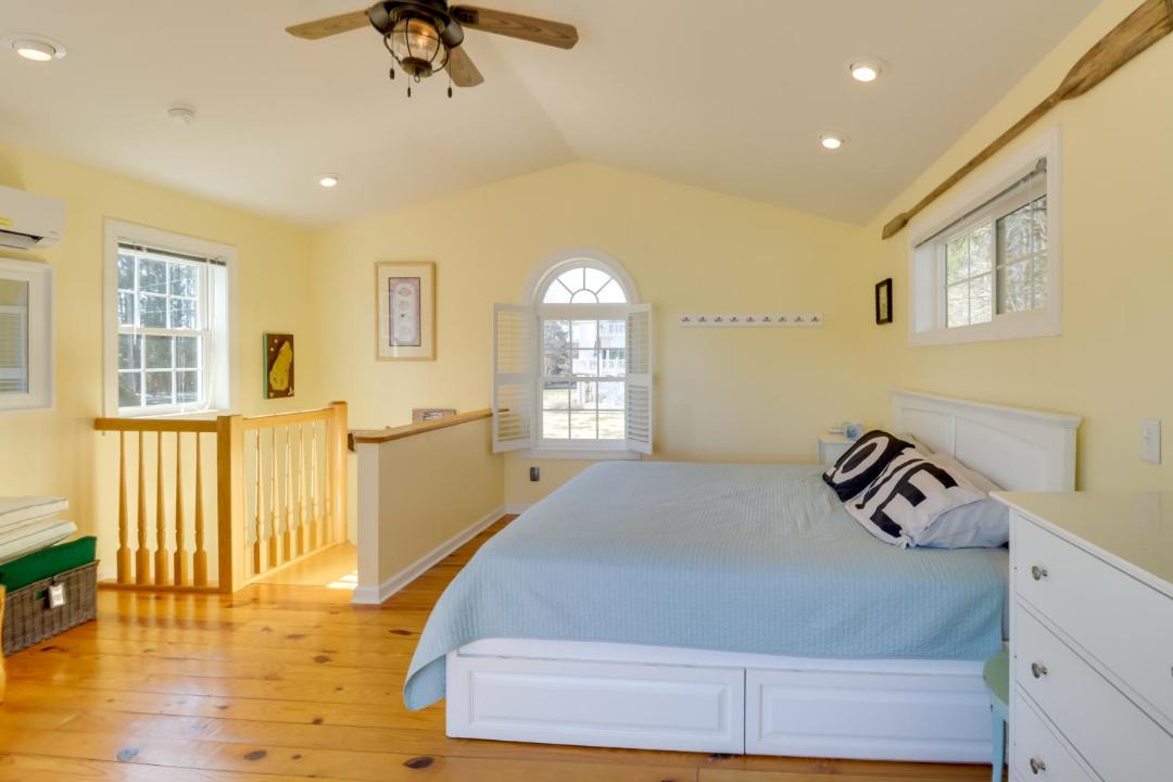 Photo of Bedroom in Foster