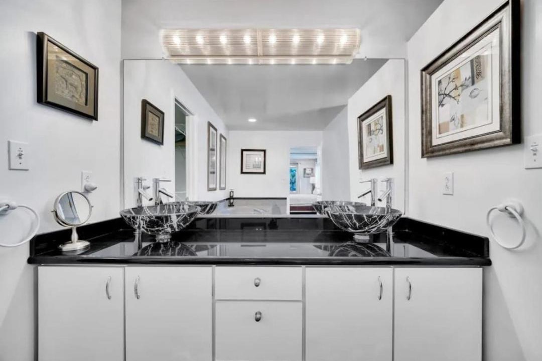 Photo of Bathroom in Croatan Beach