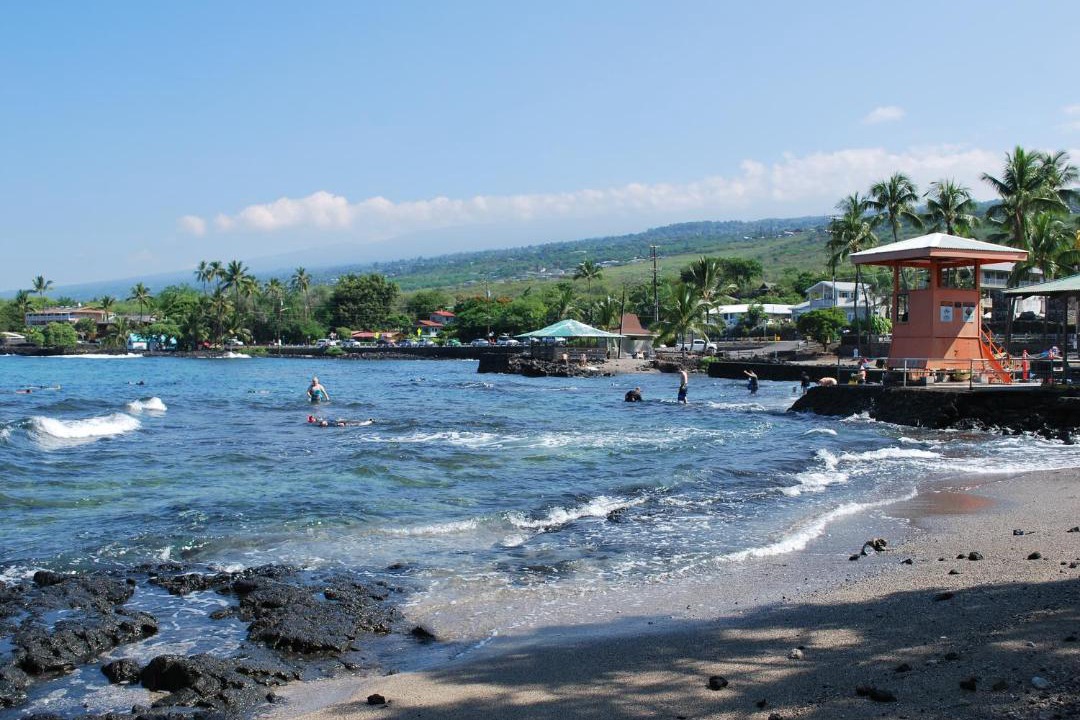 Photo of Others in Kahaluu Bay