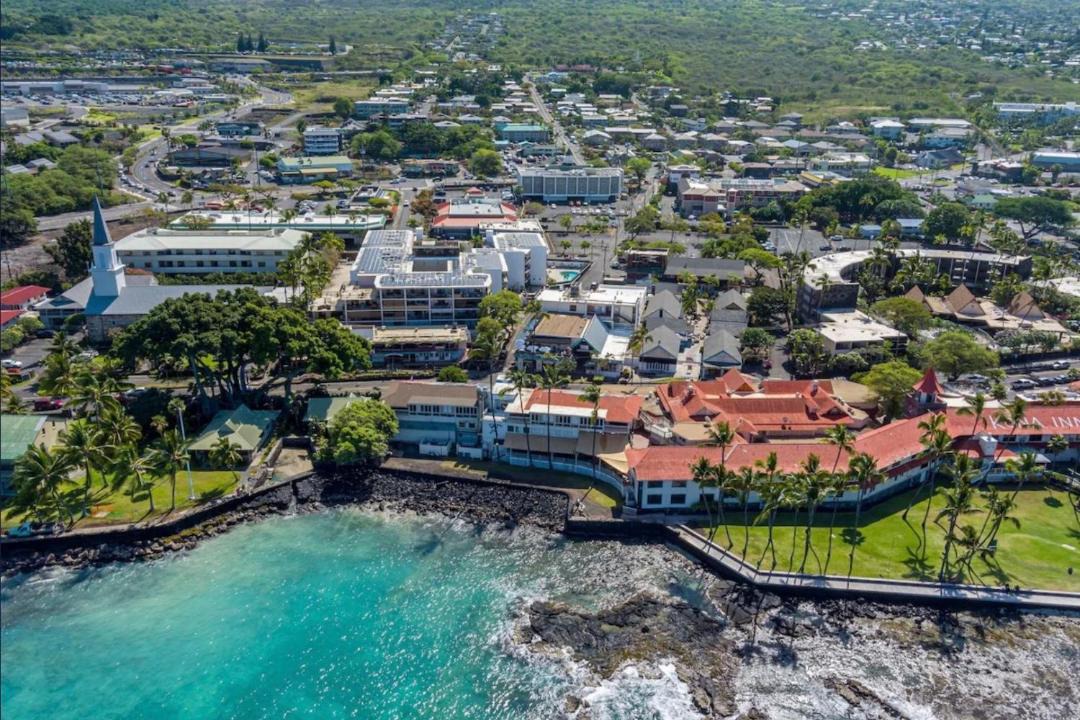 Photo of Buildings in Historic Kailua Village