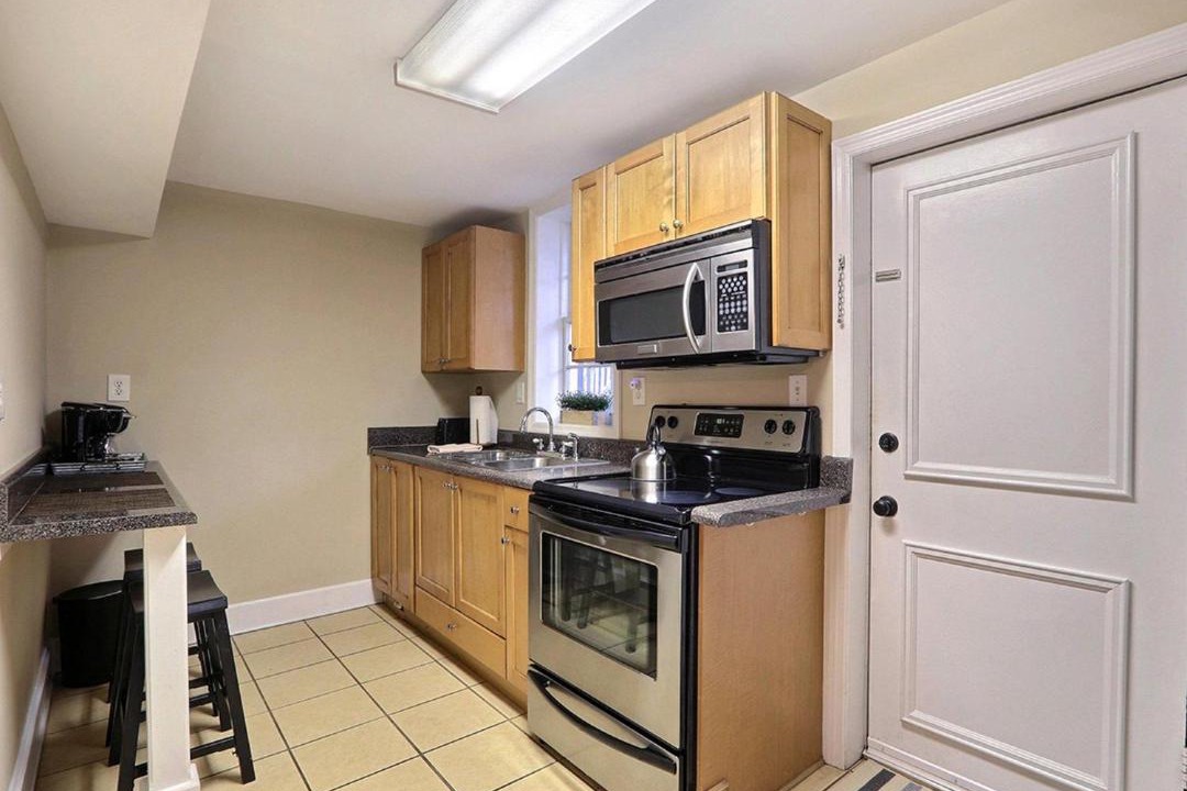 Photo of Kitchen in Savannah Victorian District