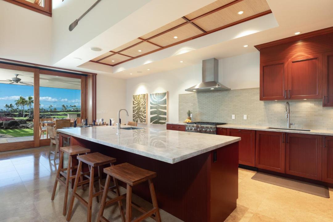 Photo of Kitchen in Waikoloa