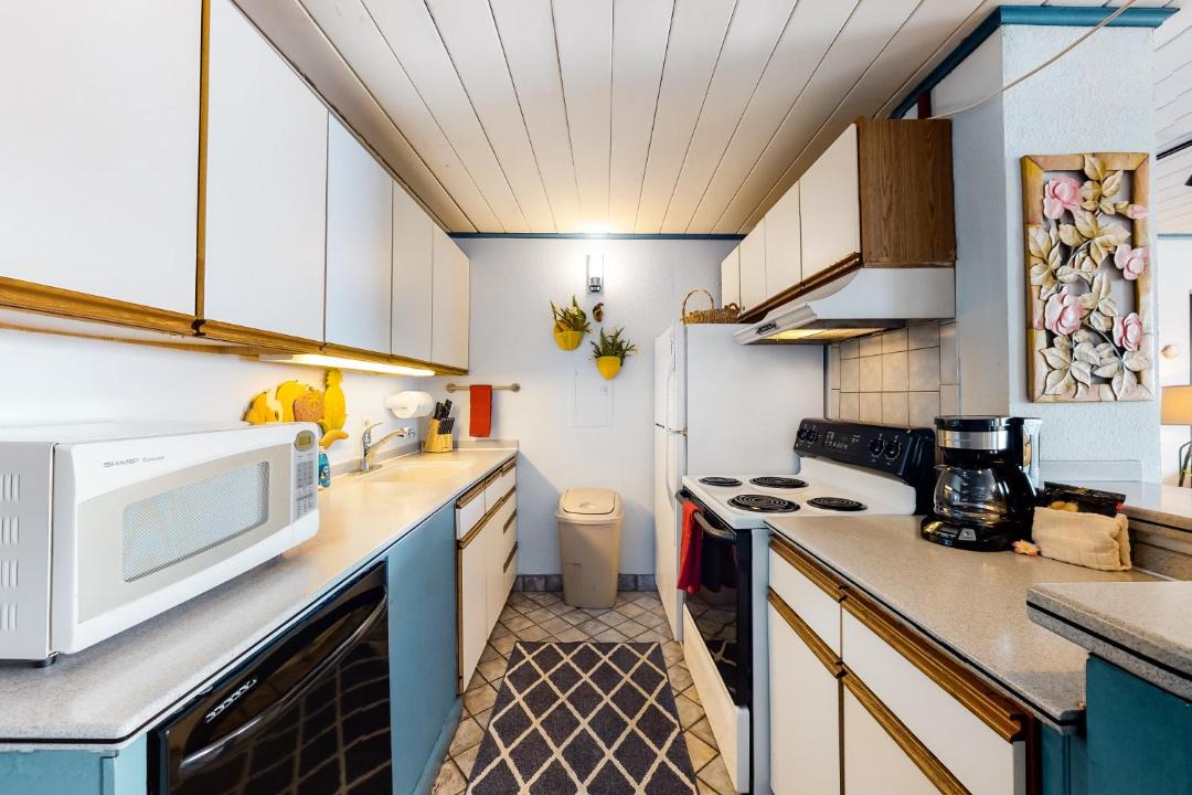 Photo of Kitchen in Maalaea
