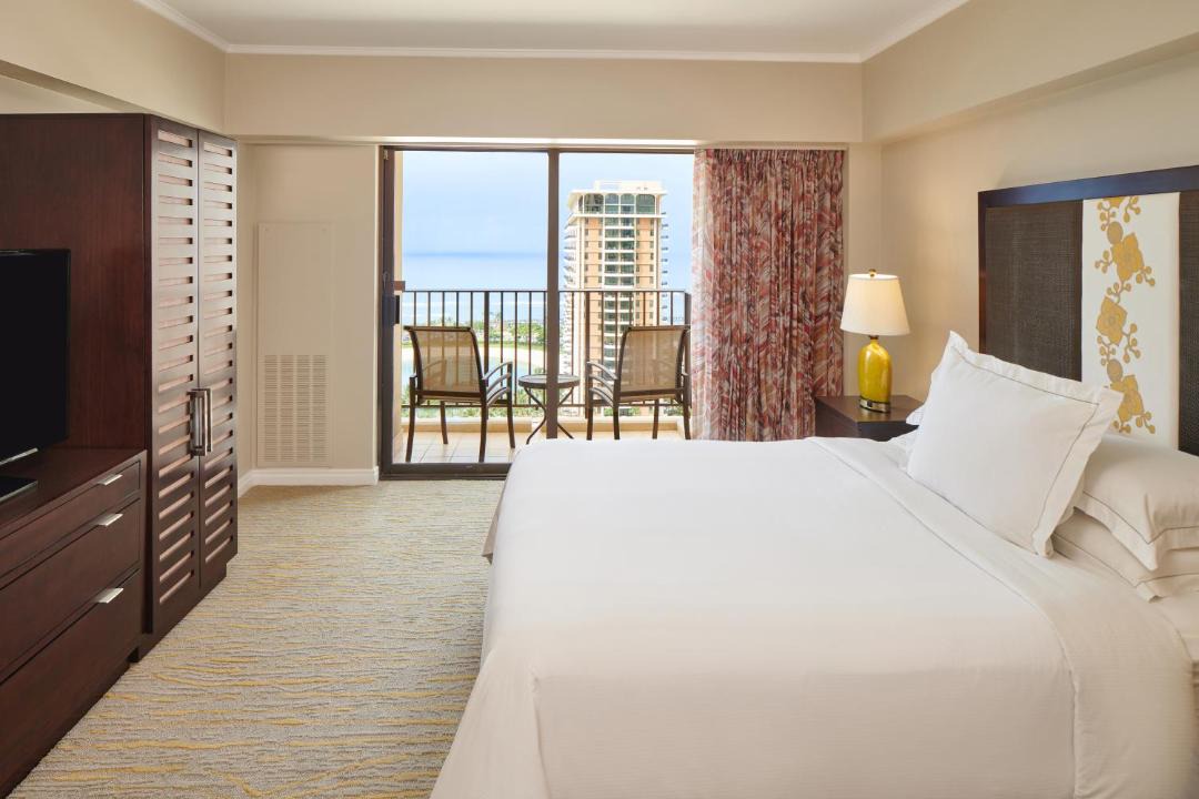 Photo of Bedroom in Waikiki