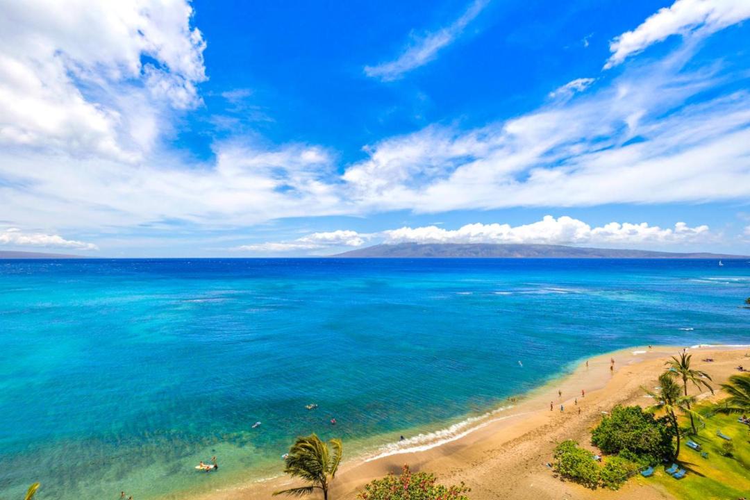 Photo of Others in Kahana