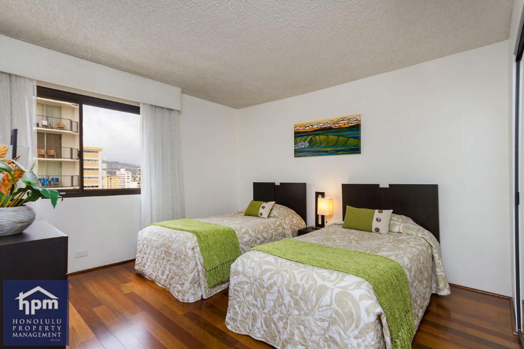 Photo of Bedroom in Waikiki