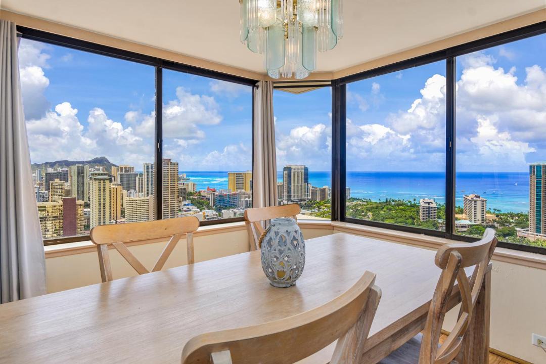 Photo of Others in Waikiki