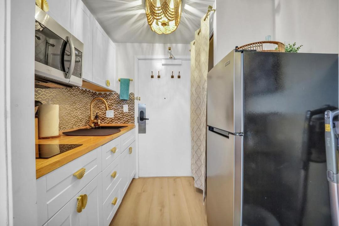 Photo of Kitchen in Waikiki