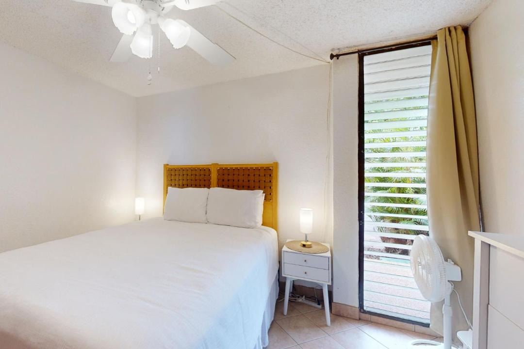 Photo of Bedroom in Maalaea