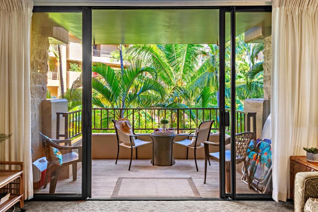 Photo of Patio Balcony in Honokowai